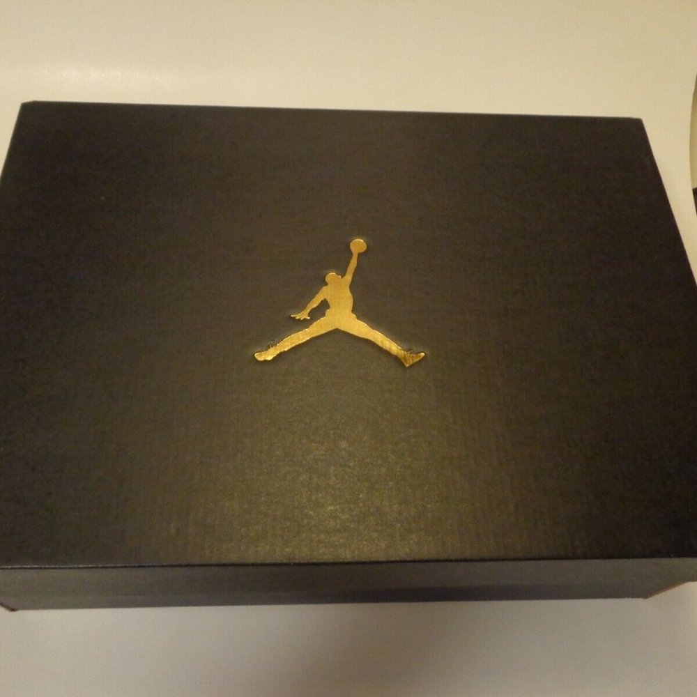 AIR JORDAN BOX ONLY Gold Variant